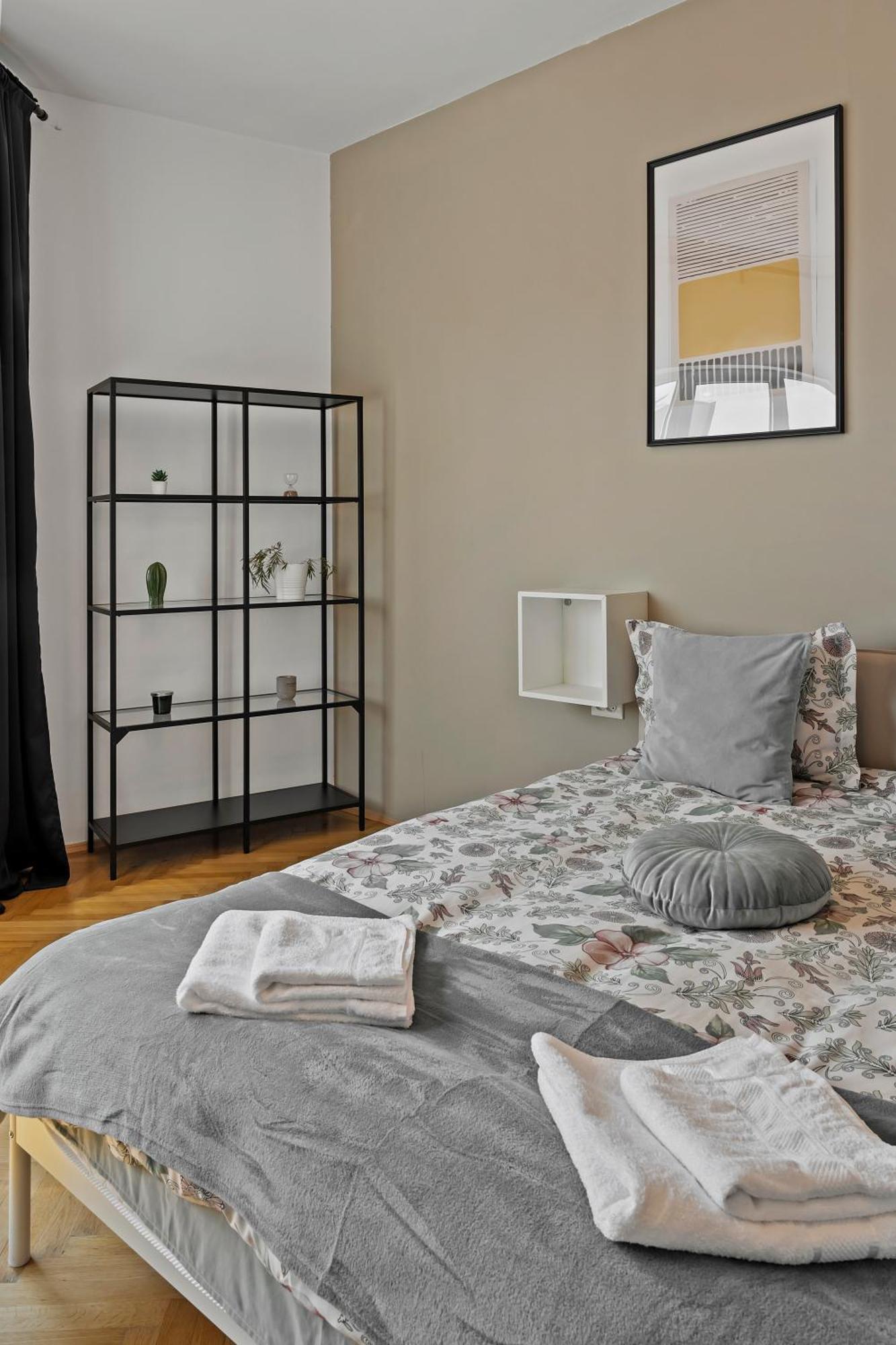 Ultracentral Dreamland Apartment 3 Bdrm Букурещ Екстериор снимка