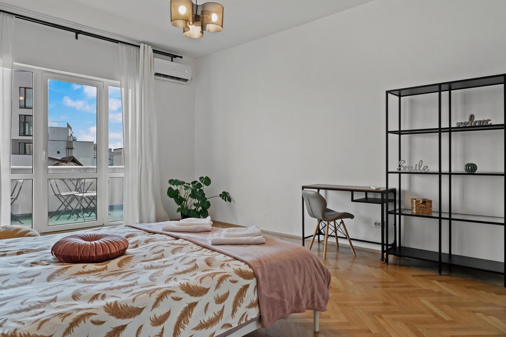 Ultracentral Dreamland Apartment 3 Bdrm Букурещ Екстериор снимка