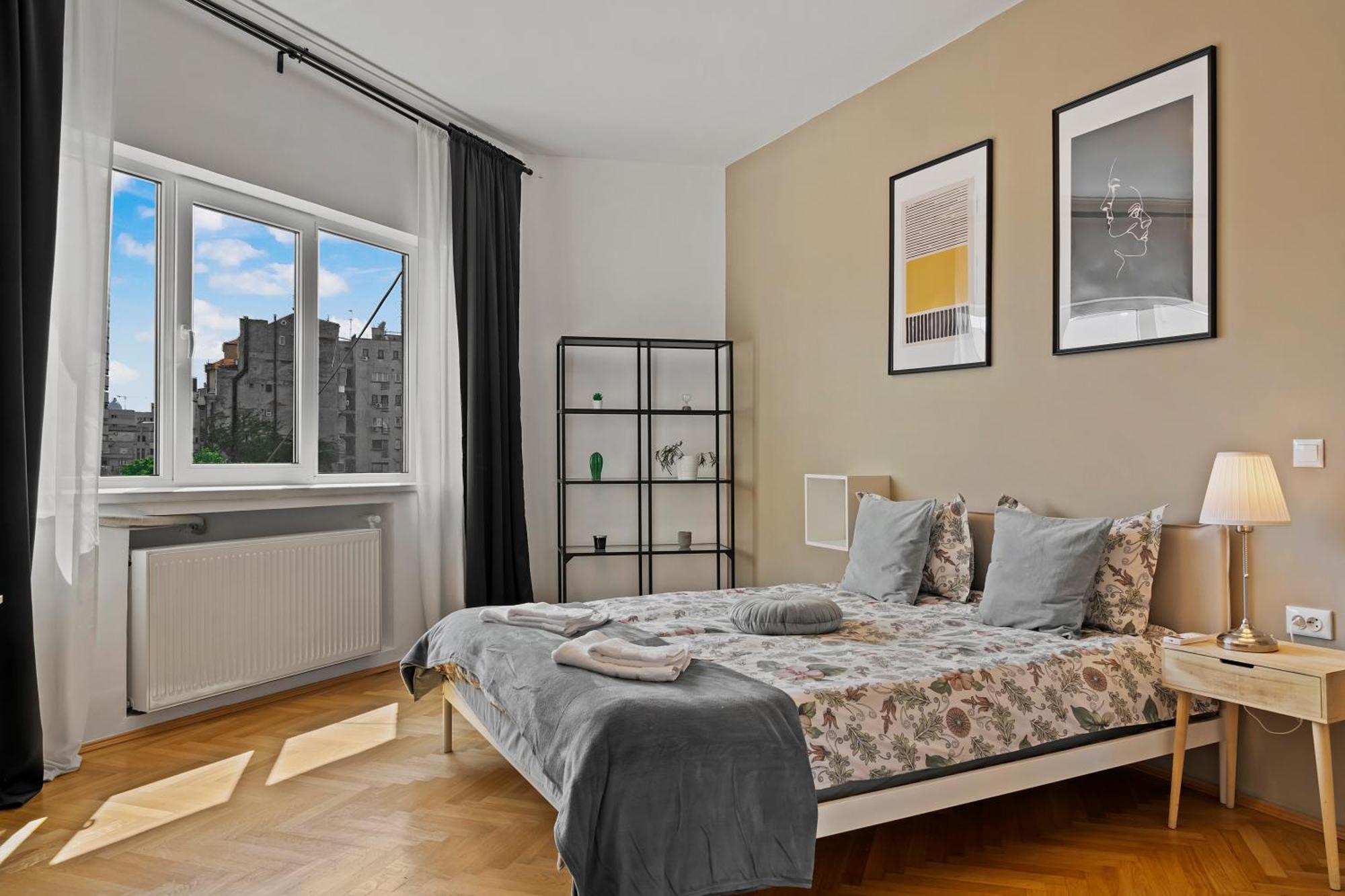 Ultracentral Dreamland Apartment 3 Bdrm Букурещ Екстериор снимка